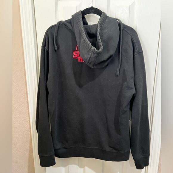 Stranger Things Pullover Logo Hoodie Men’s Size Medium Black - Picture 6 of 7